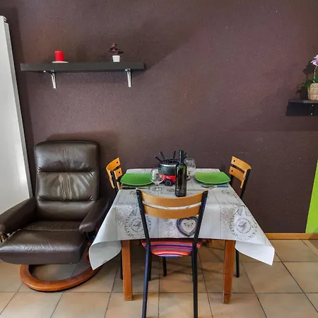 Pratique Avec Vue Au Centre De La Station Apartament *