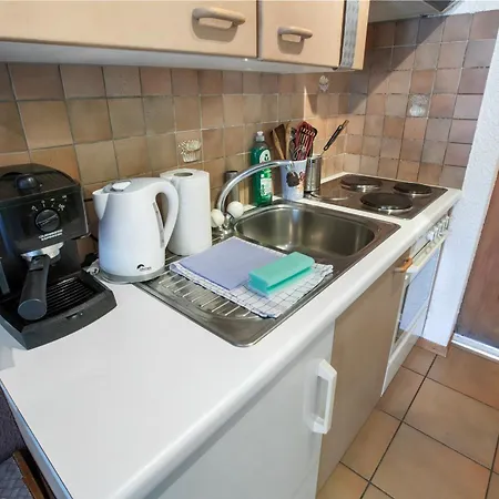 Pratique Avec Vue Au Centre De La Station Apartament